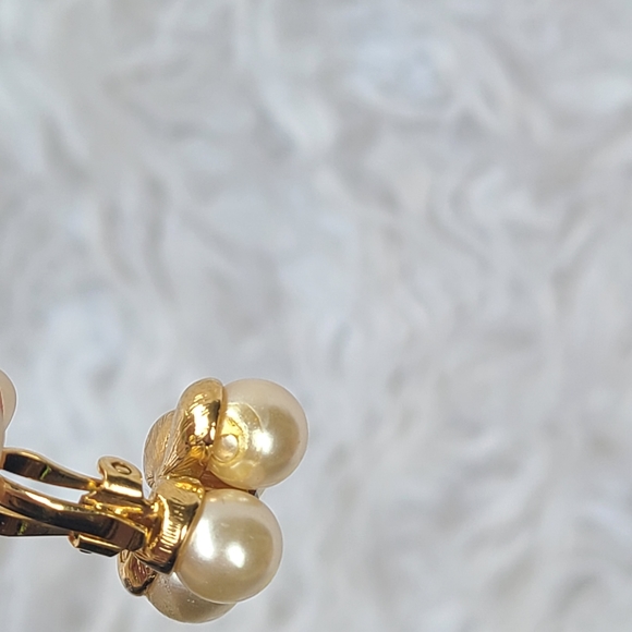 Swarovski Clip-on Earings Faux Pearl - Picture 3 of 7
